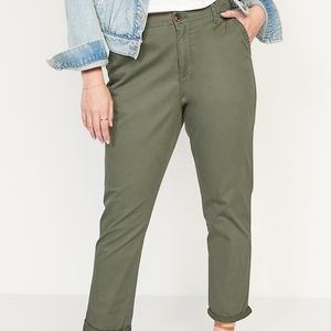 Old Navy OGC chino pants - olive color